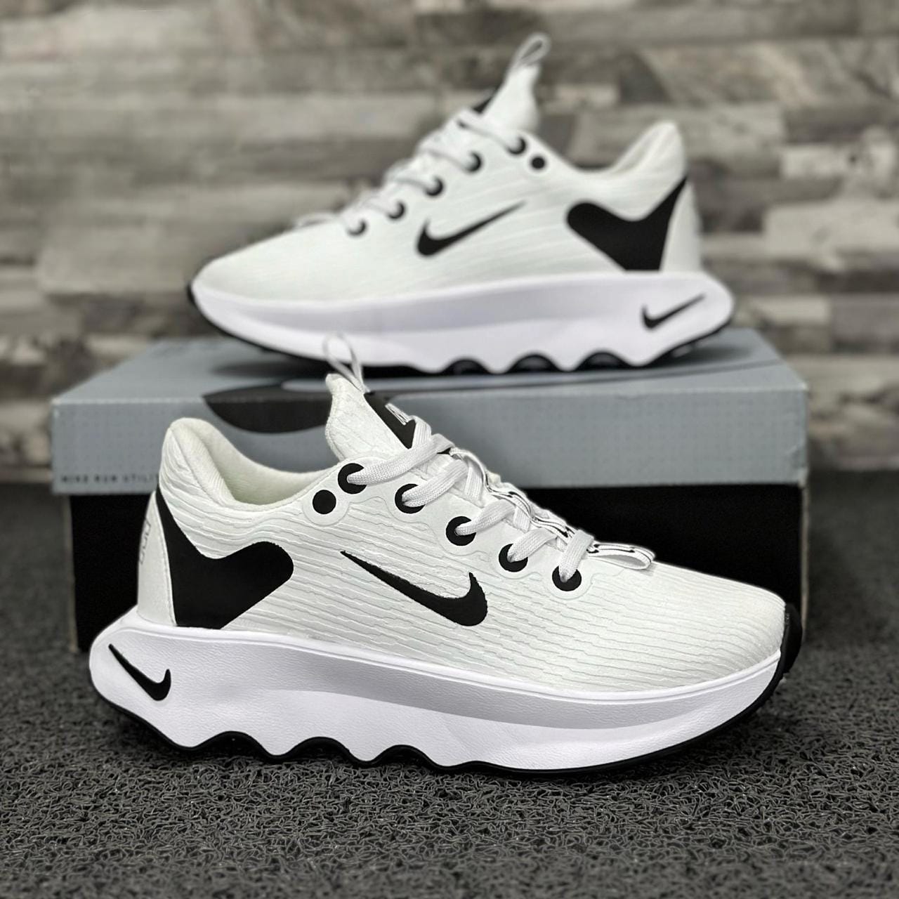 Tenis Nike Motiva Drevon® – Amortiguación y Ligereza