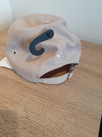Gorra Adidas Beige Drevon® – Ajuste Cómodo y Estilo Versátil