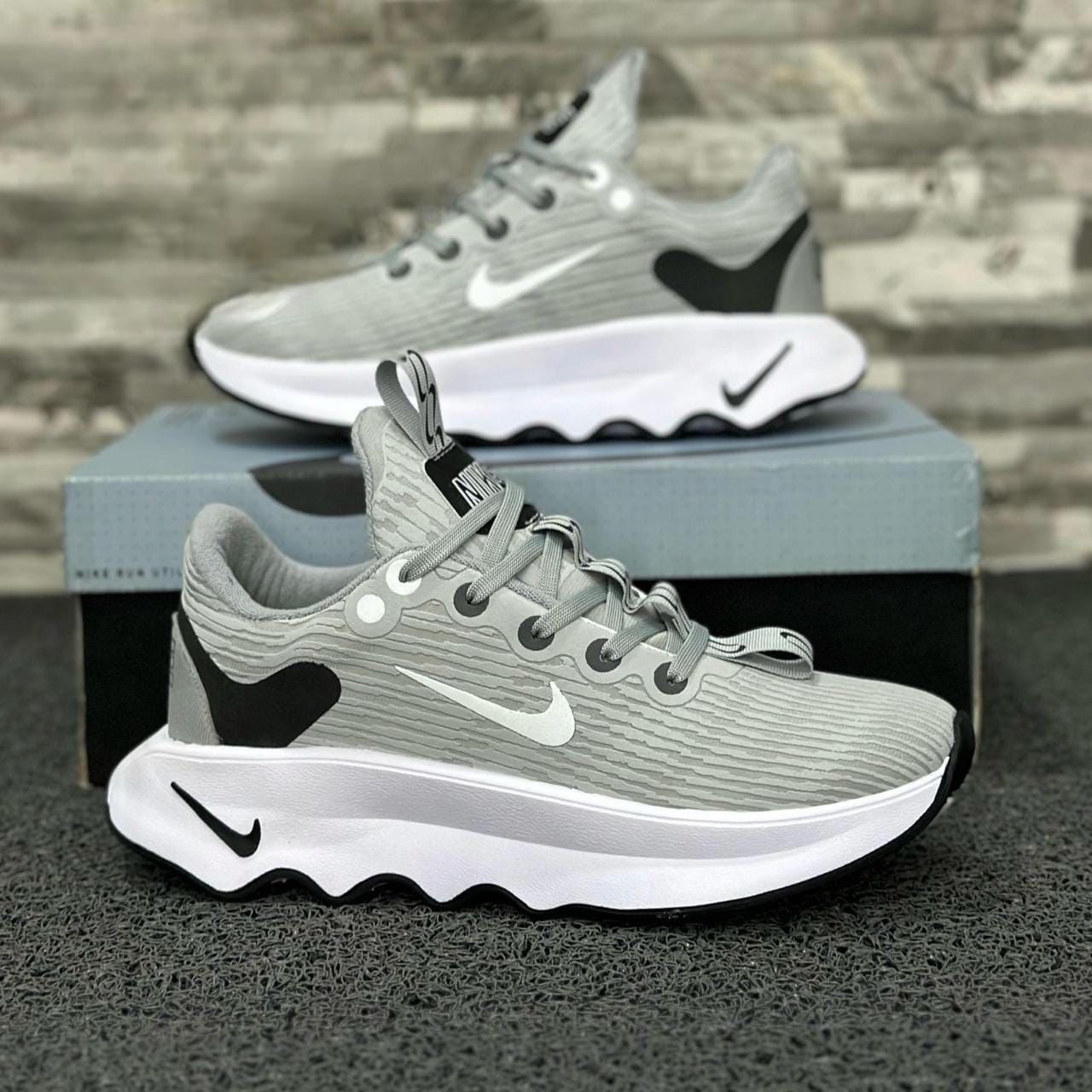 Tenis Nike Motiva Drevon® – Amortiguación y Ligereza