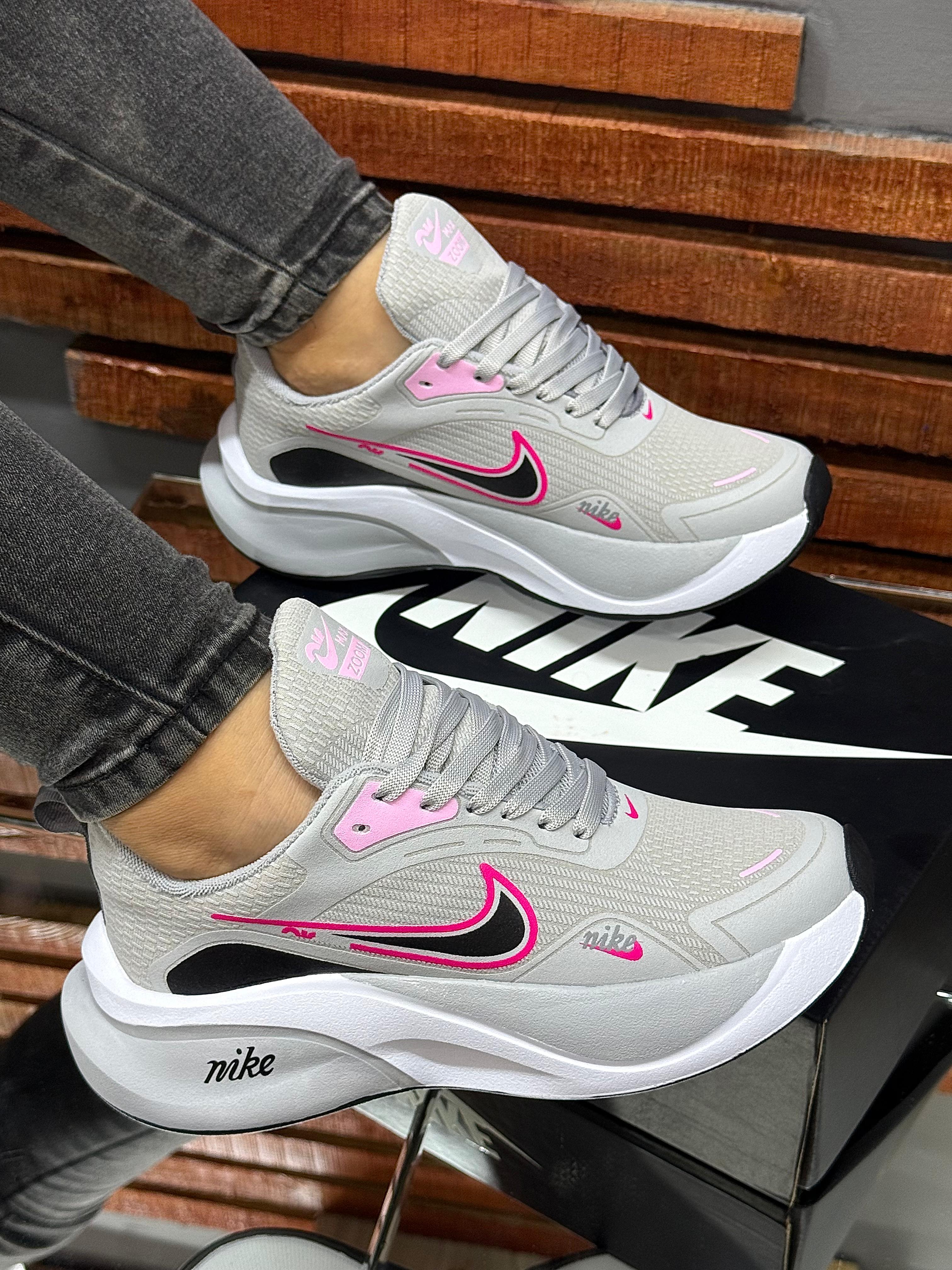 Tenis Nike Cloud Dama Drevon® – Amortiguación y Comodidad